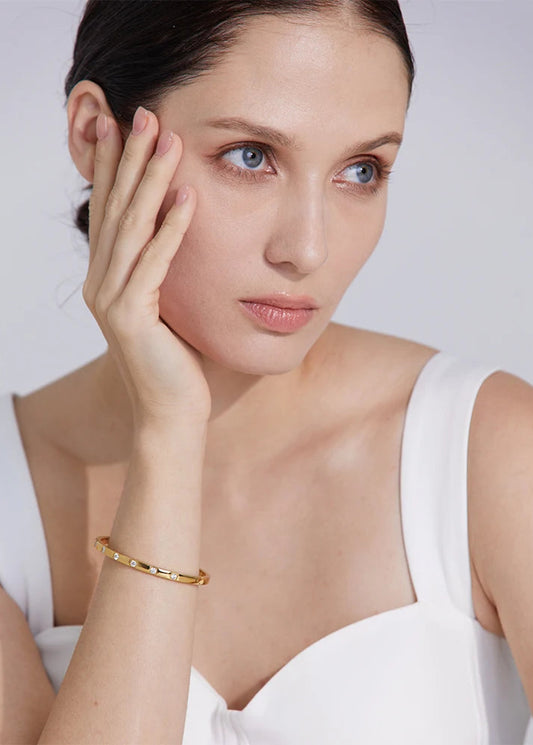 Bracelet Bangle Géométrique en Zircon Cubique