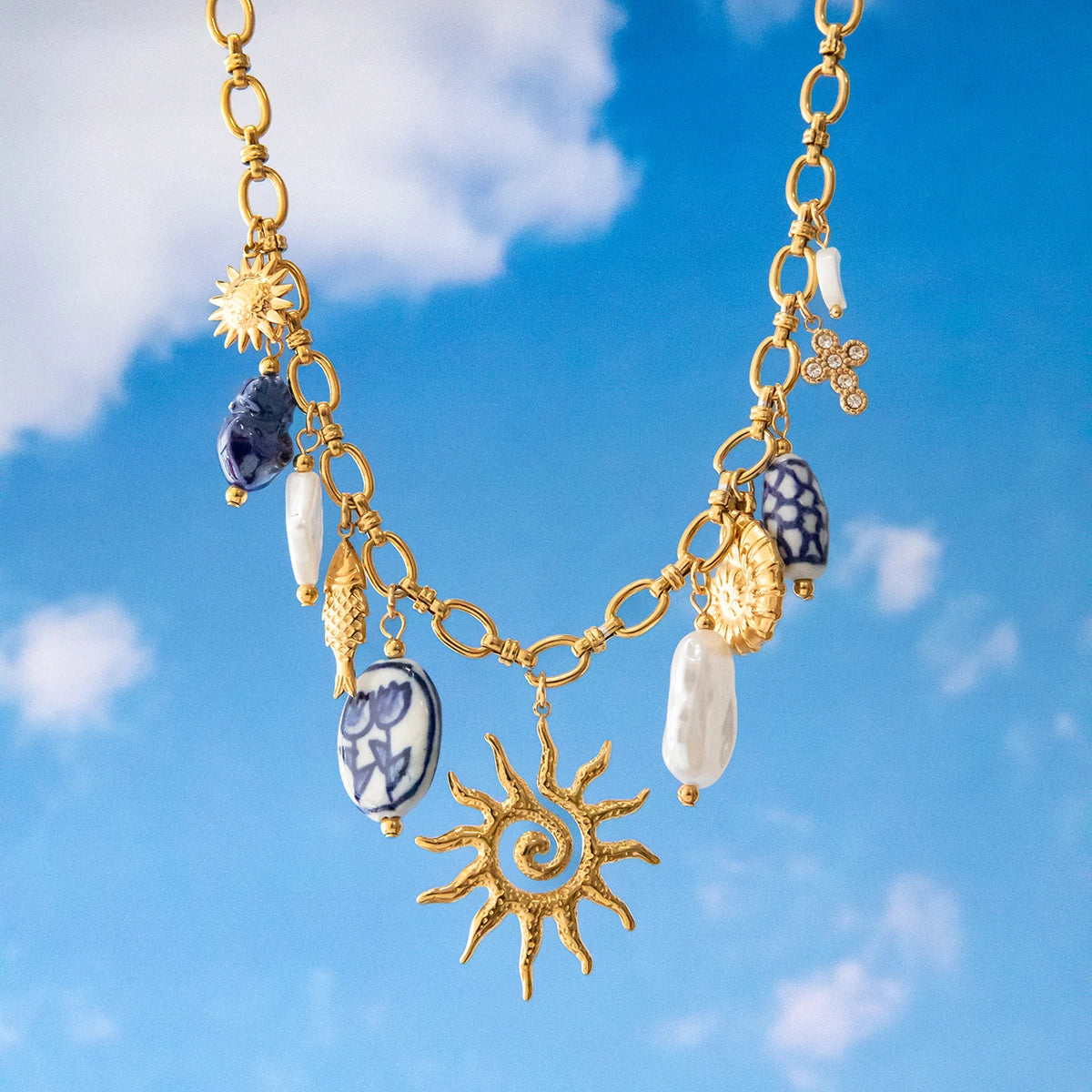 Collier Géométrique Doré – Élégance Moderne & Finition Luxe