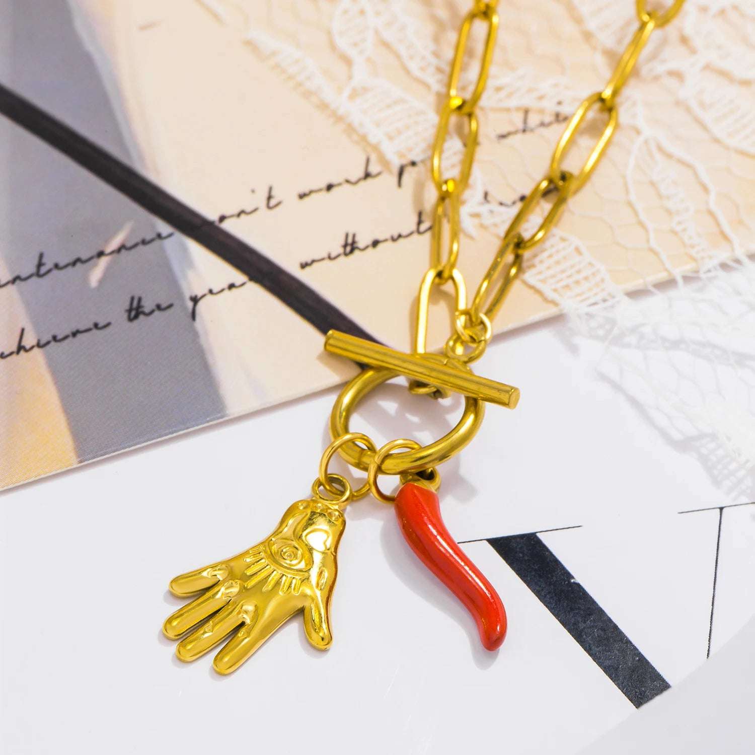 Collier Pendentif Femme en Acier Inoxydable Plaqué Or 18K