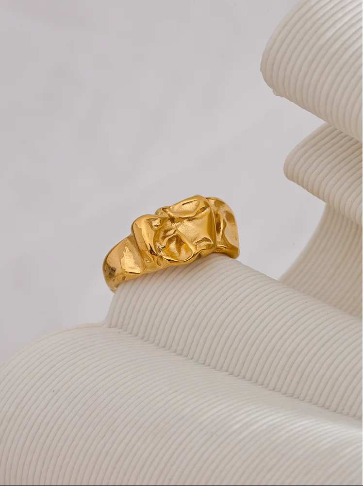 Bague Géométrique en Acier Inoxydable Plaqué Or 18K – Style Tendance pour Femme