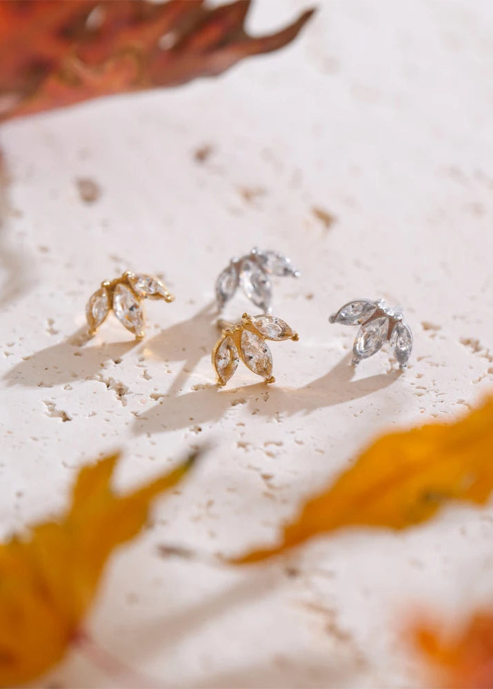 Boucles d’Oreilles Fleurs – Design Géométrique ; Finition Or Véritable