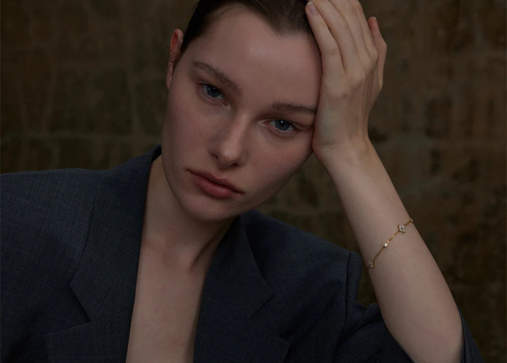 Bracelet Charme Doré Zircon – Finition Or Véritable